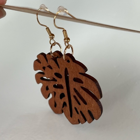 PALM EARRINGS | Wood | NWT - Picture 4 of 6